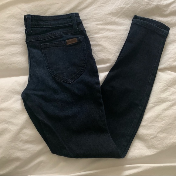 Wrangler Dark Wash Skinny Leg Jeans - Picture 1 of 9